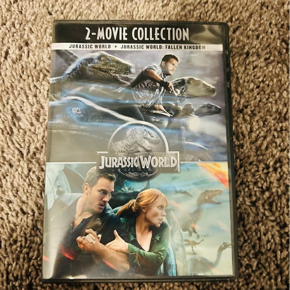 Jurassic World Two Films - Picture 1 of 2